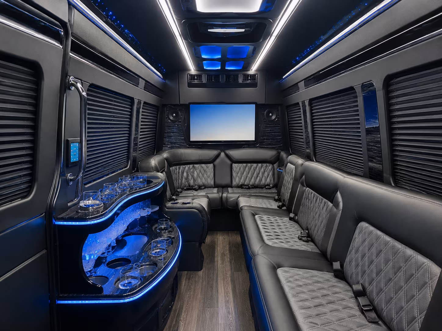 holiday peak season airport shuttles from vista california