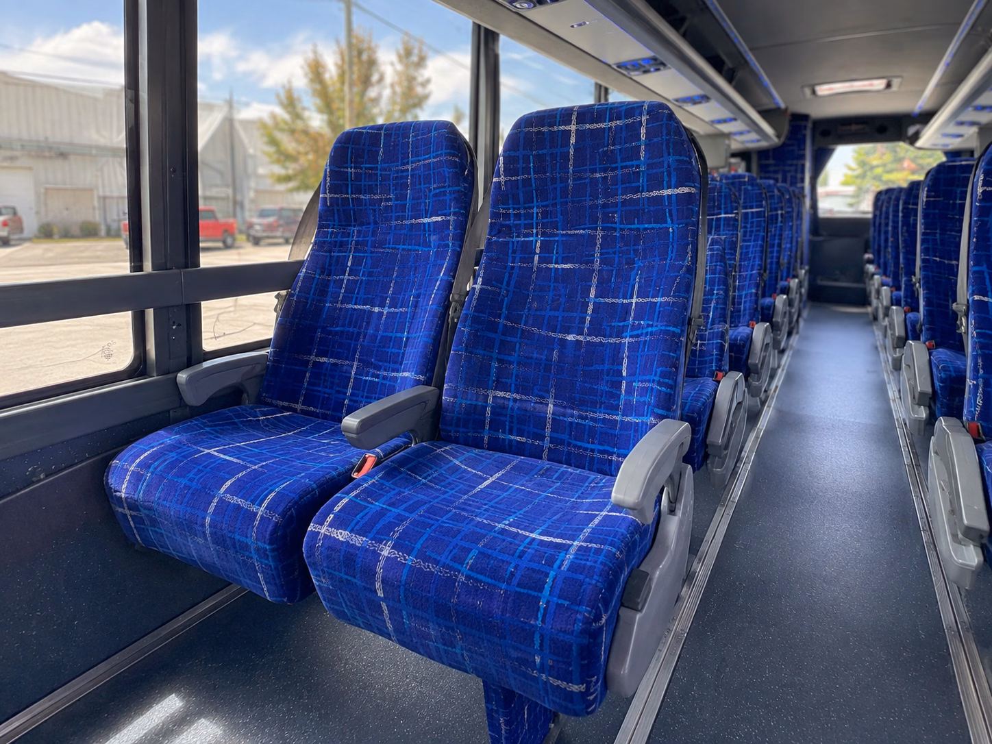 how the type of bus changes the price in vista california